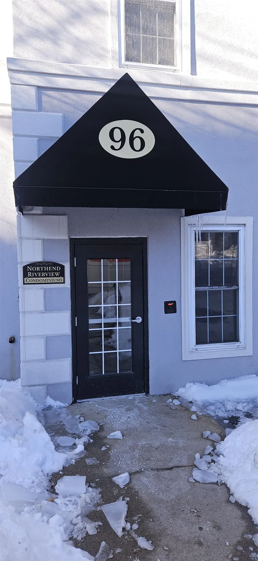 96 River Road Manchester NH 03104