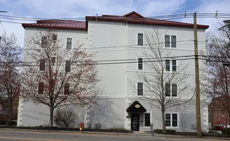 96 River Road Manchester NH 03104