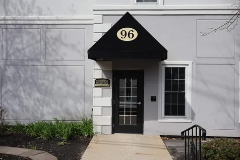 96 River Road Manchester NH 03104