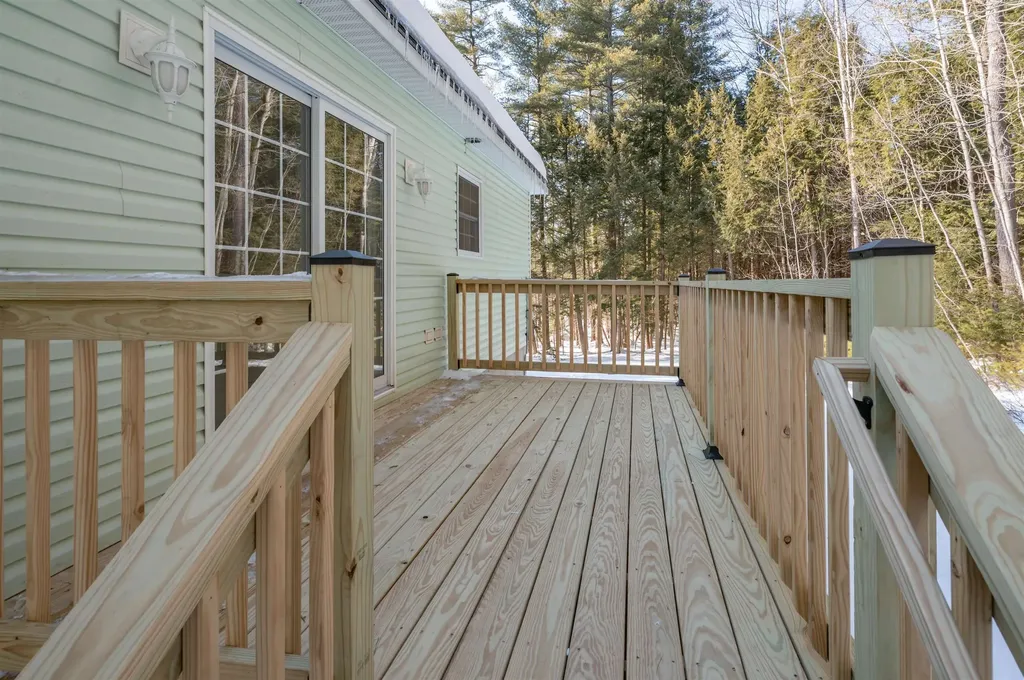 88 Winant Road Pittsfield NH 03263