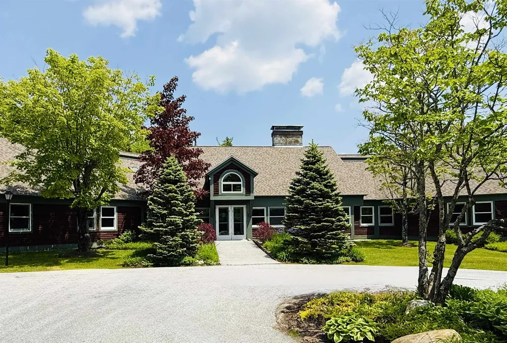 49D Greenspring Road Dover VT 05356