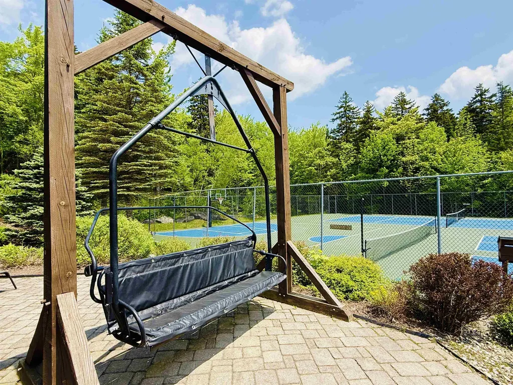 49D Greenspring Road Dover VT 05356