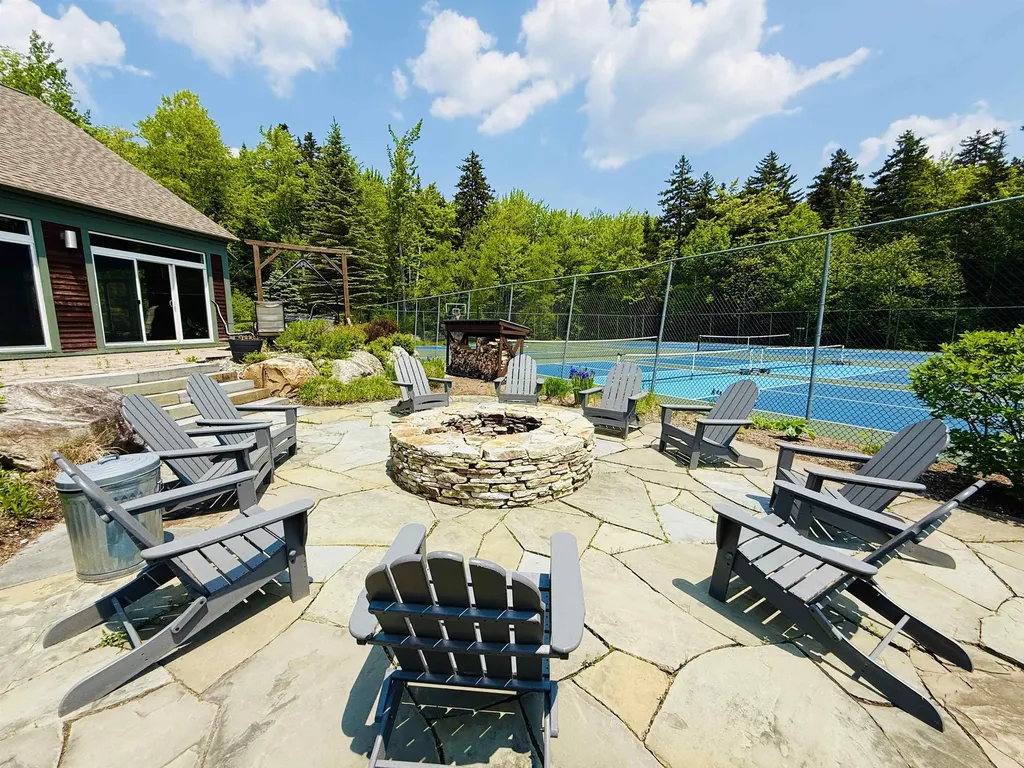 49D Greenspring Road Dover VT 05356