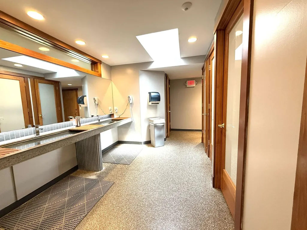 49D Greenspring Road Dover VT 05356