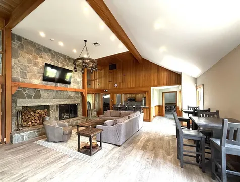 49D Greenspring Road Dover VT 05356