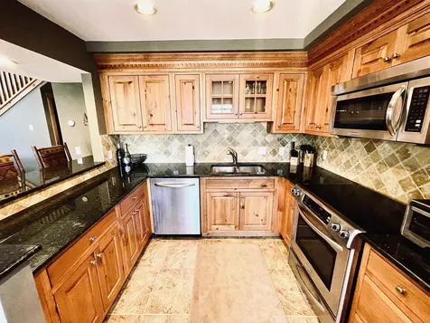 49D Greenspring Road Dover VT 05356