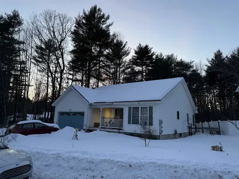 21 Dominique Drive Concord NH 03301