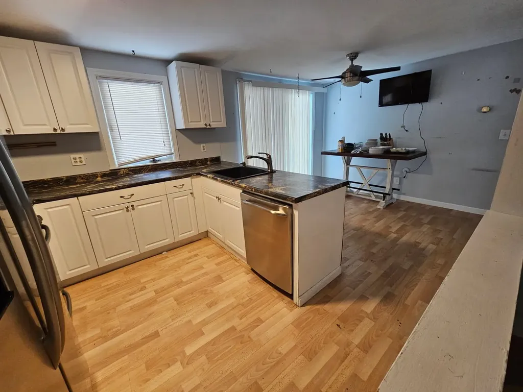 27 Gamache Street Manchester NH 03102