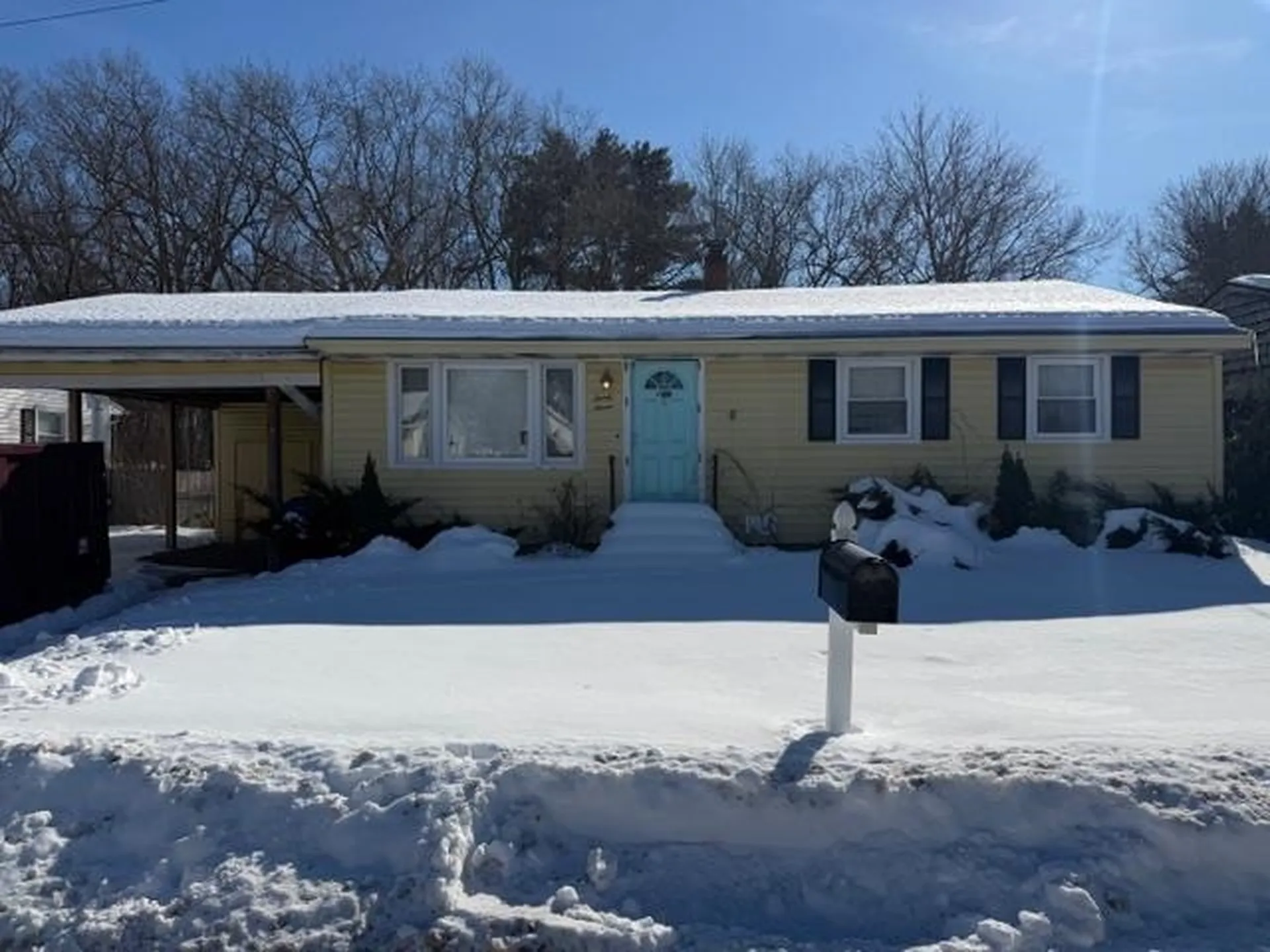 27 Gamache Street Manchester NH 03102