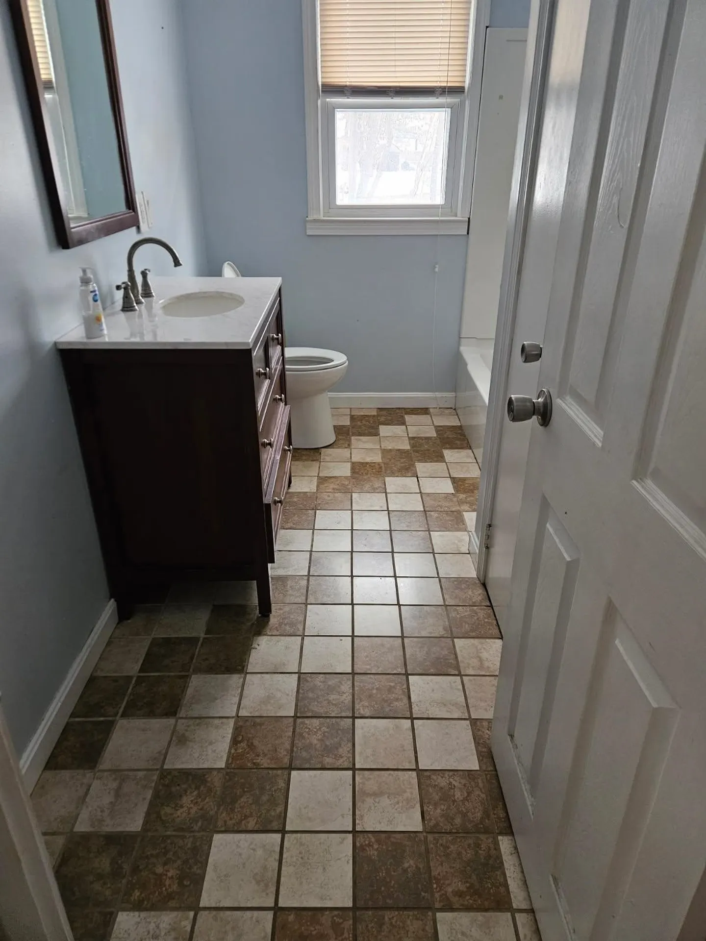 27 Gamache Street Manchester NH 03102