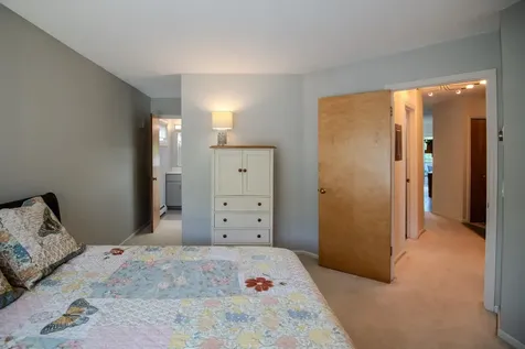 32 Route 103 South Ludlow VT 05149