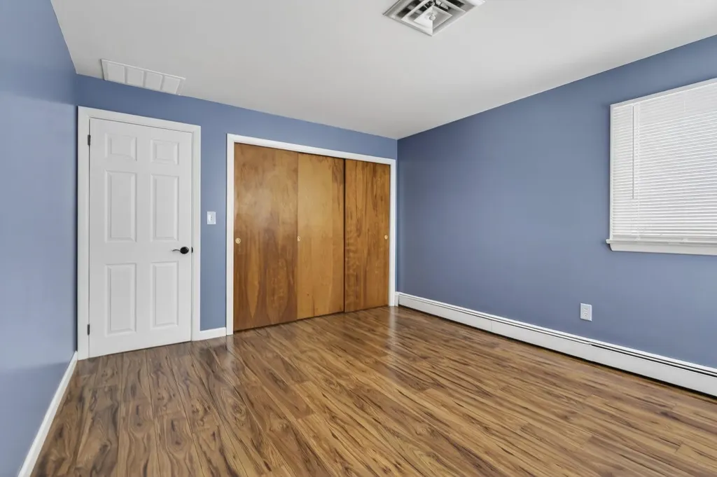 126 Cohas Avenue Manchester NH 03109