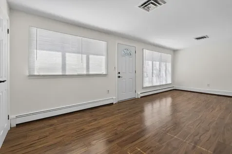 126 Cohas Avenue Manchester NH 03109