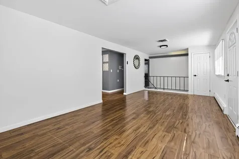 126 Cohas Avenue Manchester NH 03109