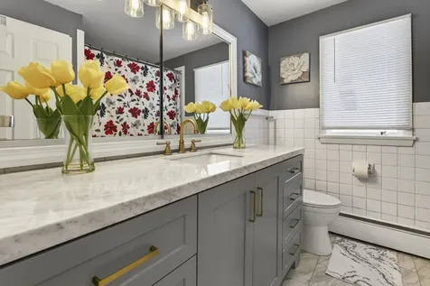 126 Cohas Avenue Manchester NH 03109