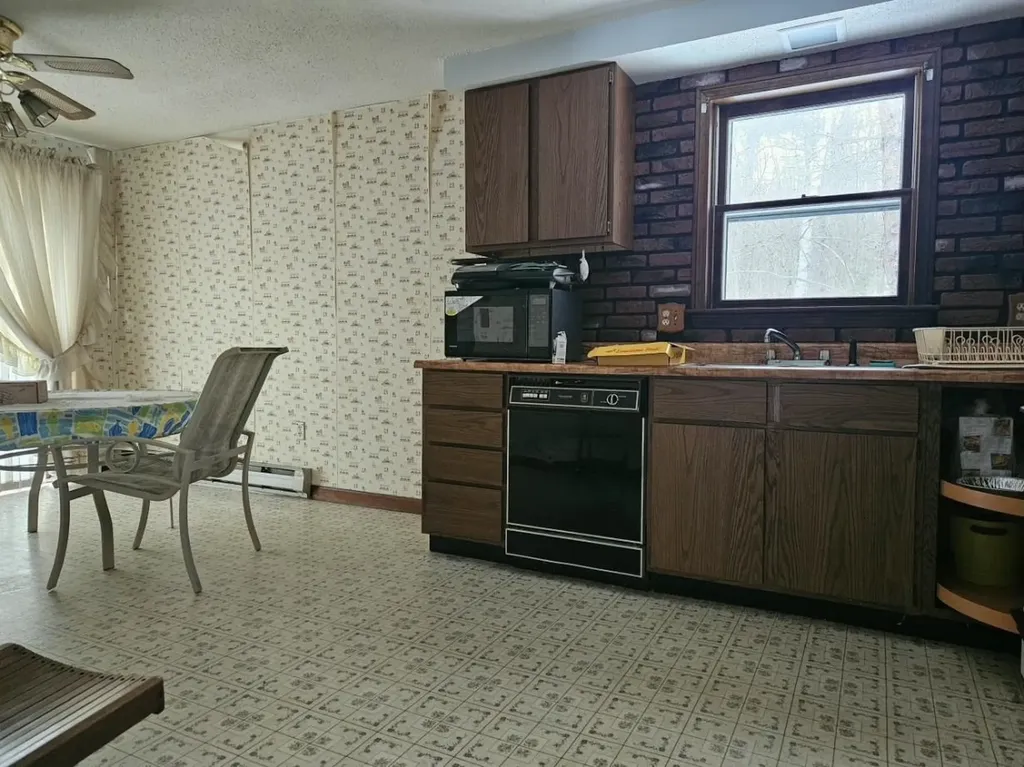 518 Main Street Rindge NH 03461