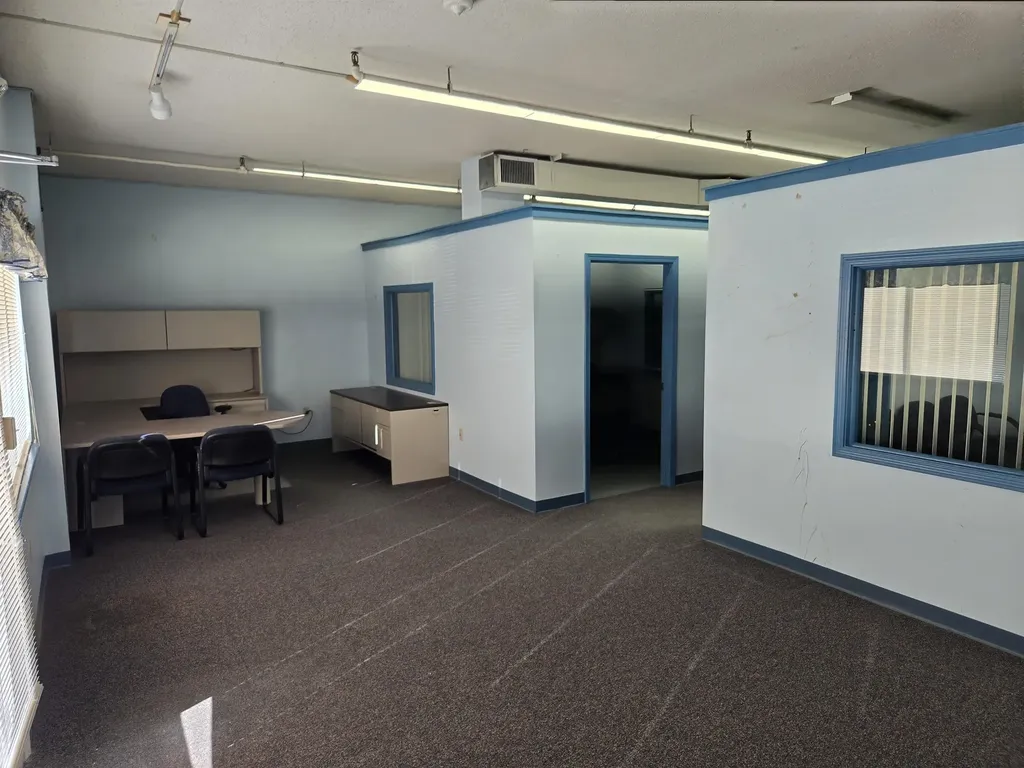 16 Manning Street Derry NH 03038