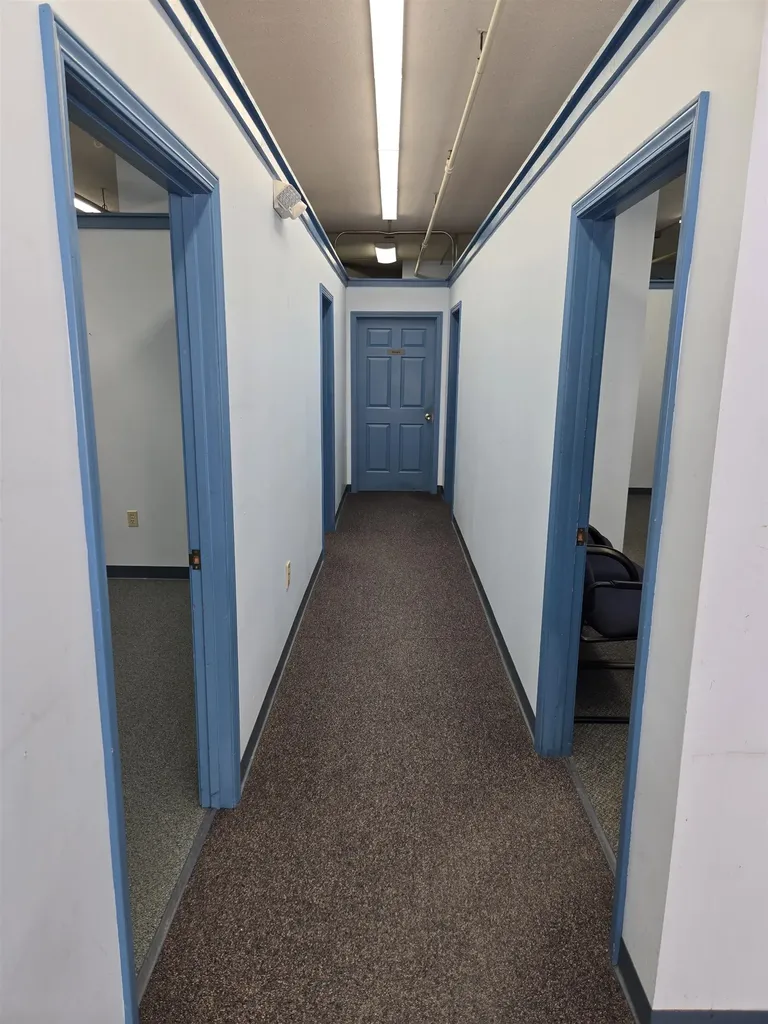 16 Manning Street Derry NH 03038