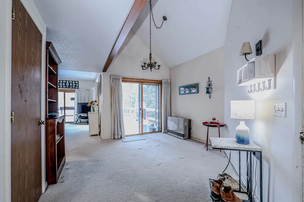 840 Cove Drive Grantham NH 03753