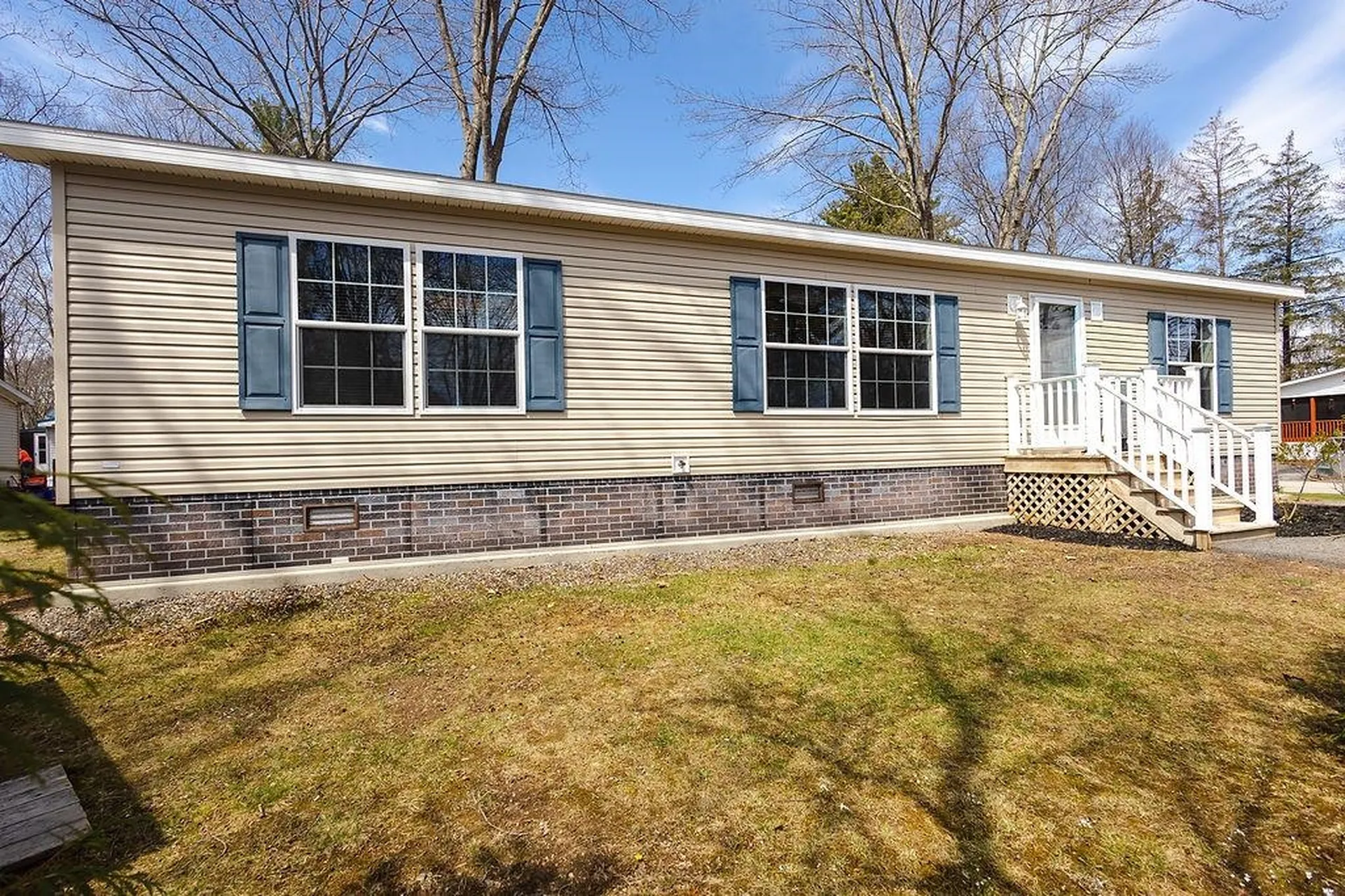 220 Robin Hood Drive Exeter NH 03833