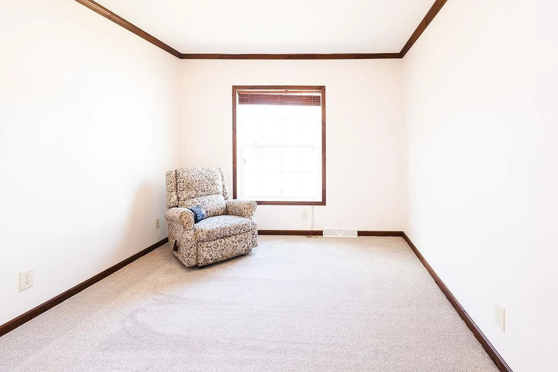 220 Robin Hood Drive Exeter NH 03833