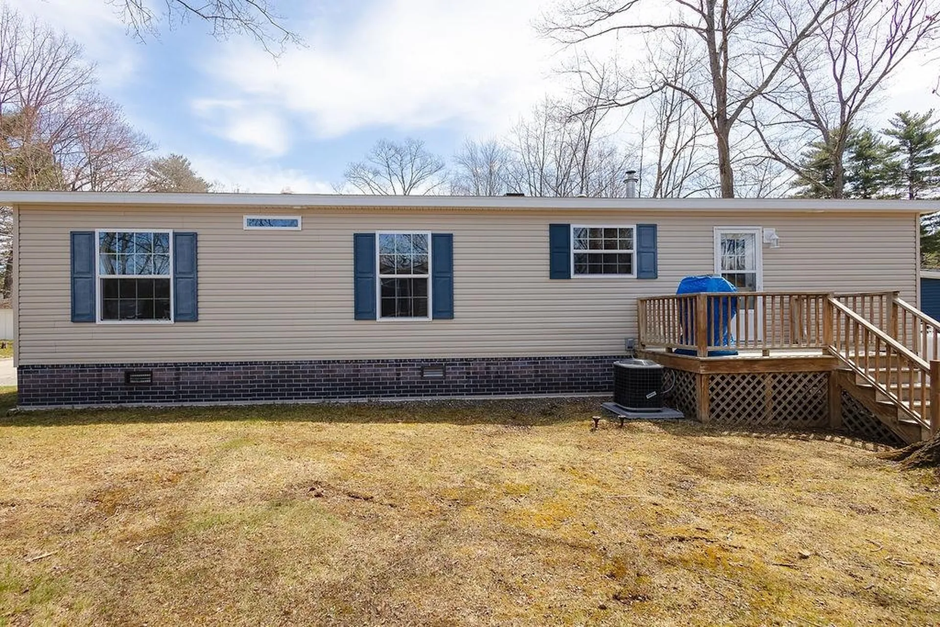 220 Robin Hood Drive Exeter NH 03833