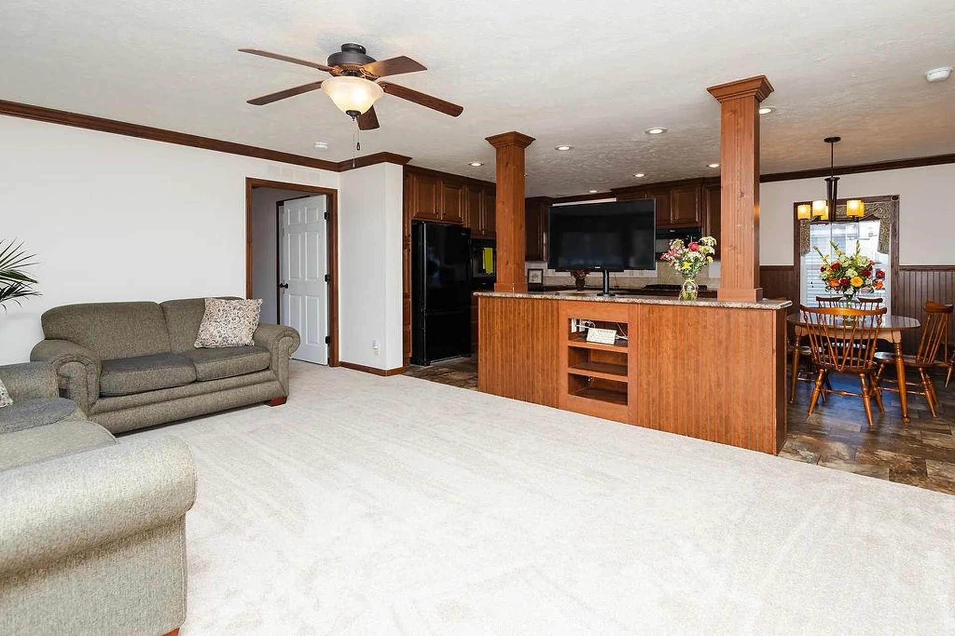 220 Robin Hood Drive Exeter NH 03833
