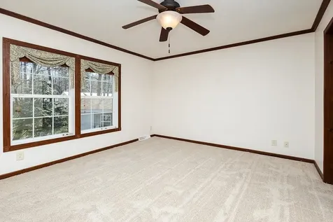 220 Robin Hood Drive Exeter NH 03833