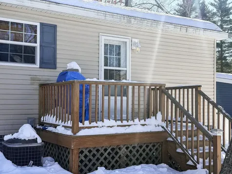 220 Robin Hood Drive Exeter NH 03833