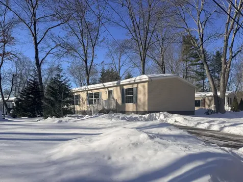 220 Robin Hood Drive Exeter NH 03833