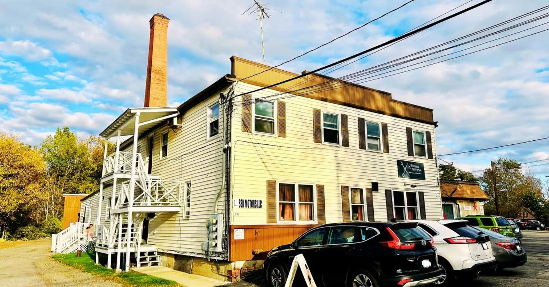 516 Mammoth Road Londonderry NH 03053