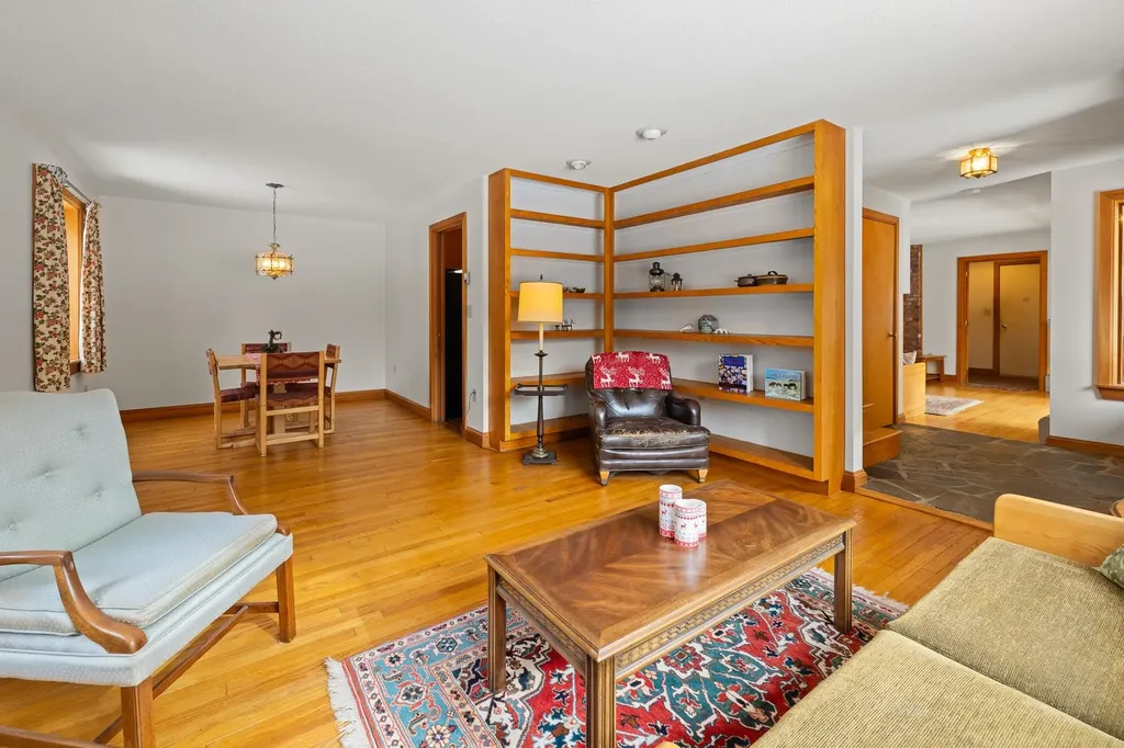 4 Haskins Road Hanover NH 03755