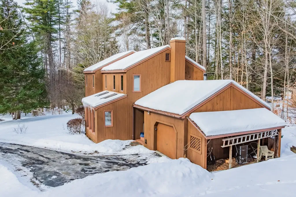 4 Haskins Road Hanover NH 03755