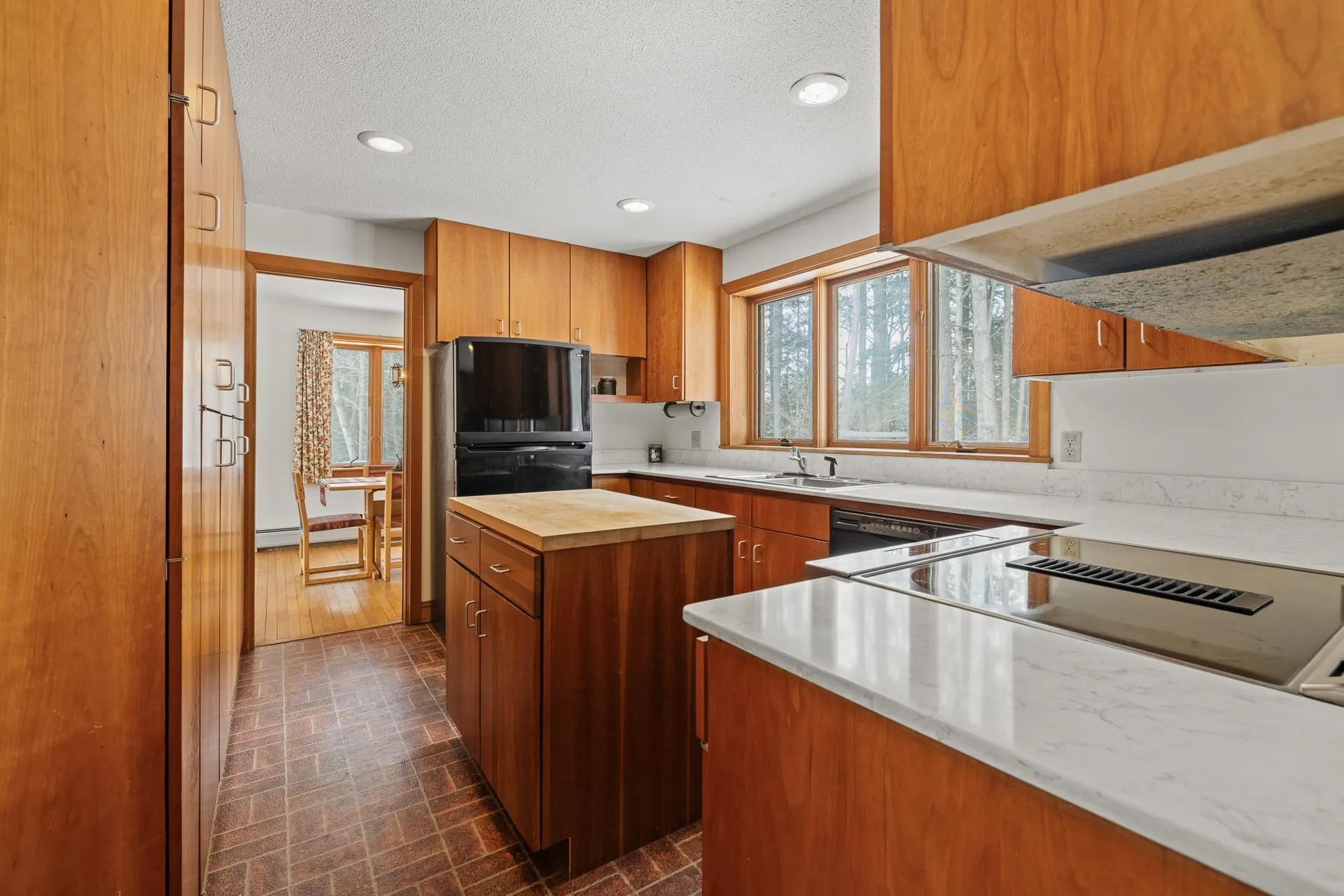 4 Haskins Road Hanover NH 03755