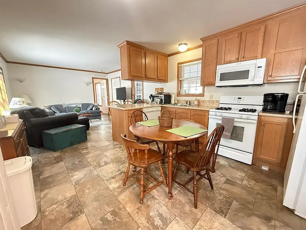 10 Sevigny Road Castleton VT 05735