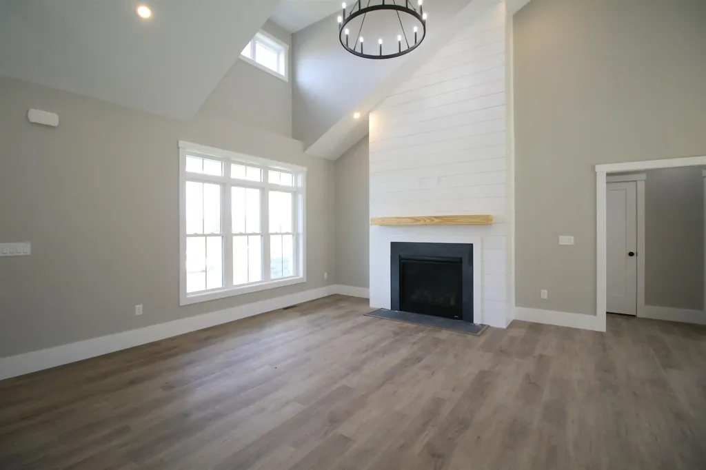 77 Salisbury Road Mont Vernon NH 03057