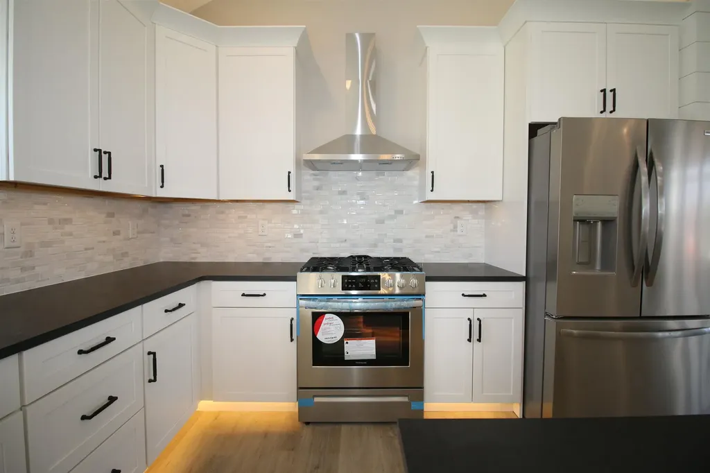 77 Salisbury Road Mont Vernon NH 03057