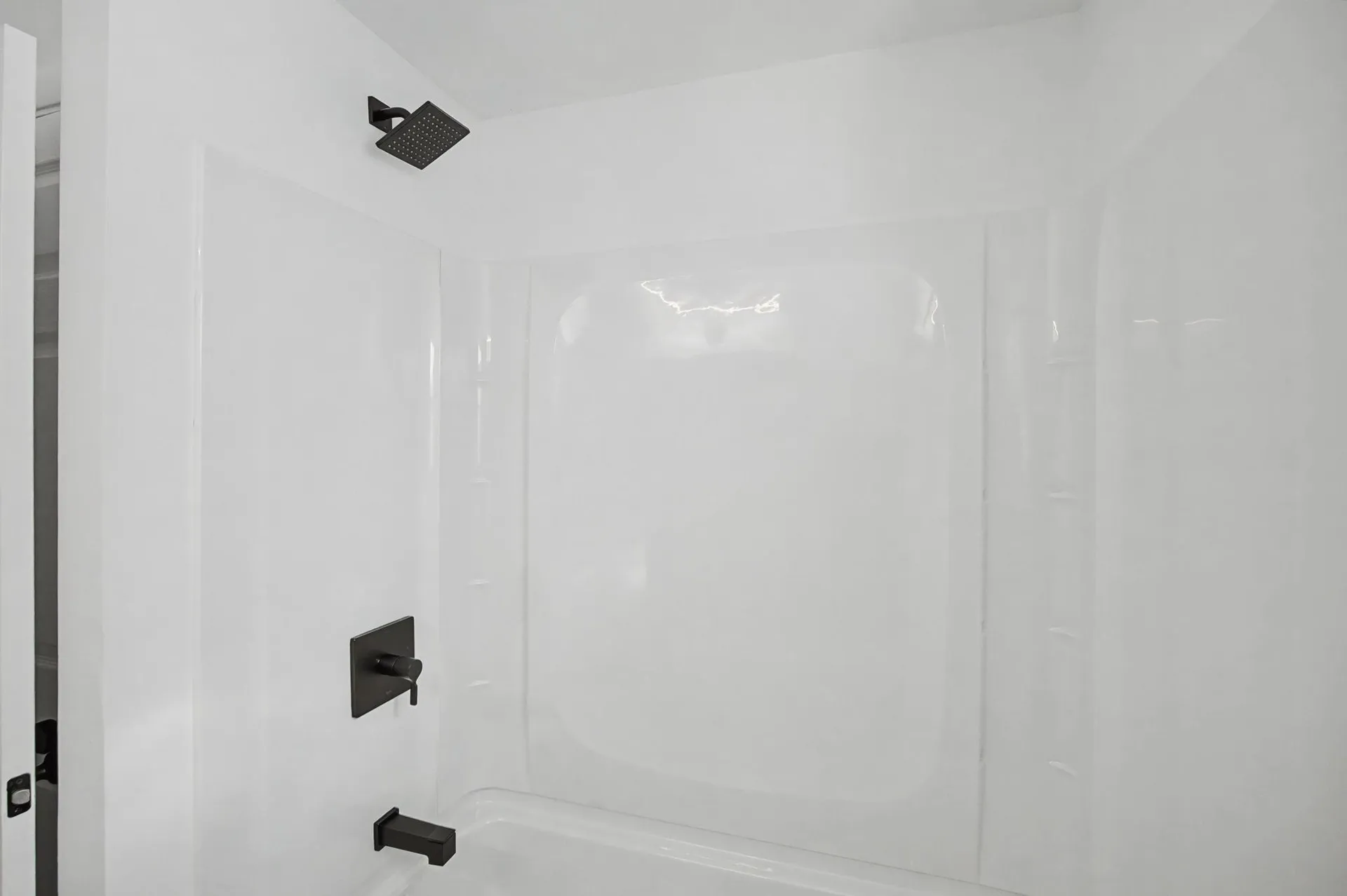 12 Davis Road Merrimack NH 03054