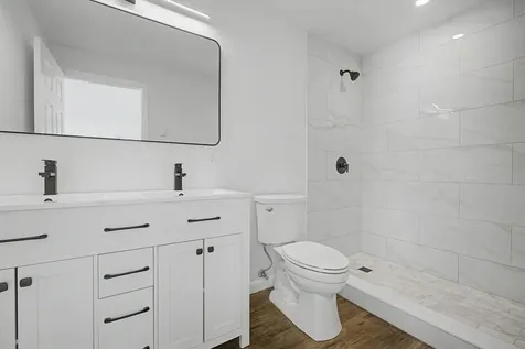 12 Davis Road Merrimack NH 03054