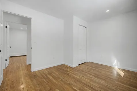 12 Davis Road Merrimack NH 03054