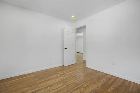 12 Davis Road Merrimack NH 03054