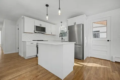 12 Davis Road Merrimack NH 03054