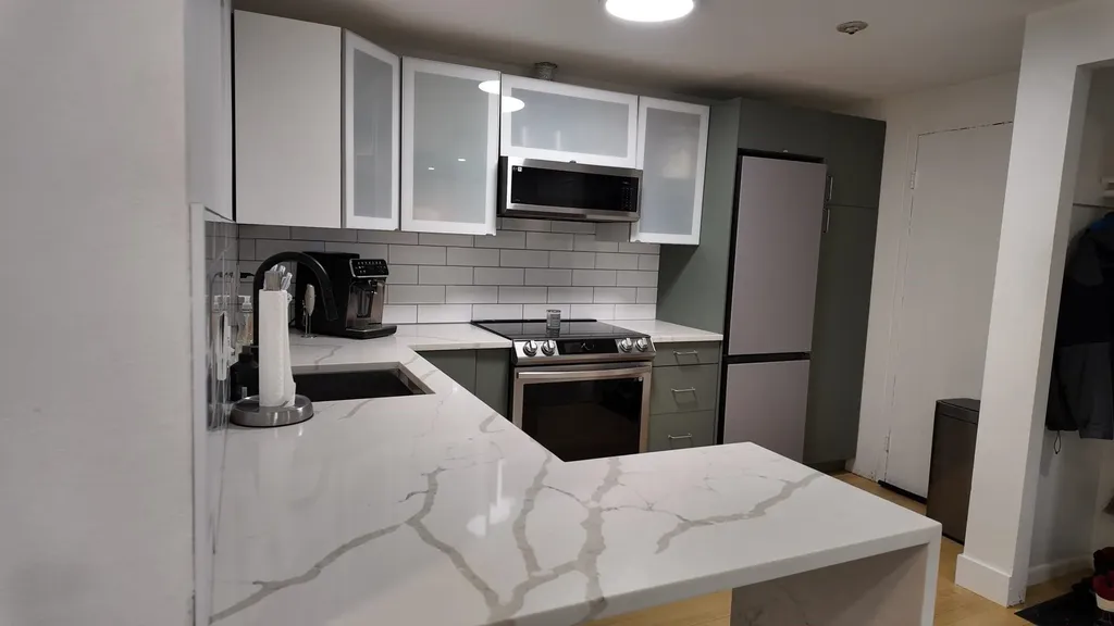 99 Cluff Crossing Road Salem NH 03079