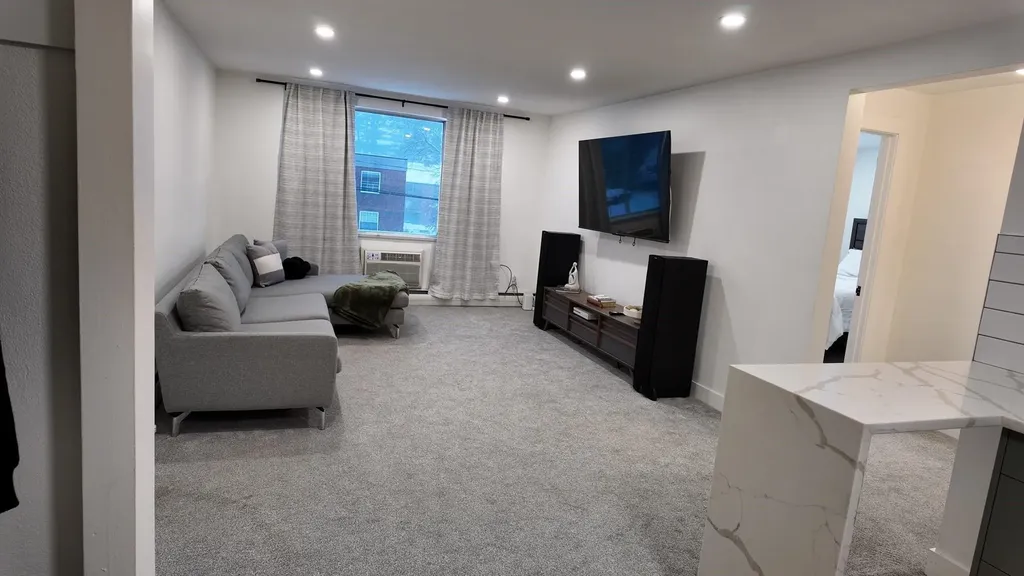 99 Cluff Crossing Road Salem NH 03079