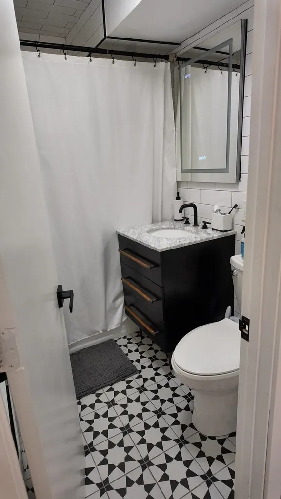 99 Cluff Crossing Road Salem NH 03079