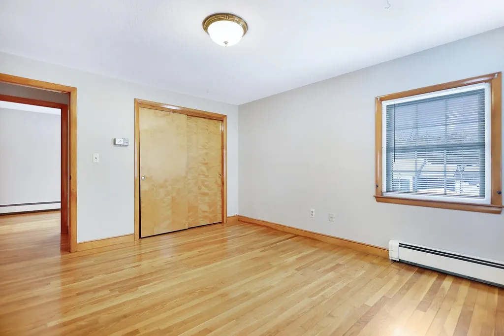 8 Cole Street Salem NH 03079