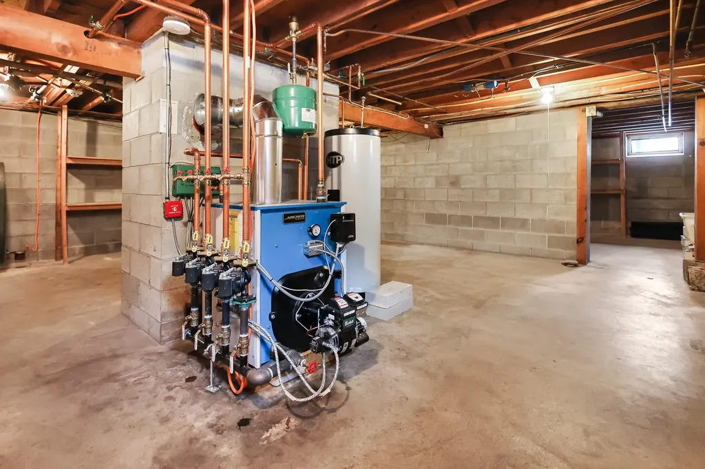 8 Cole Street Salem NH 03079