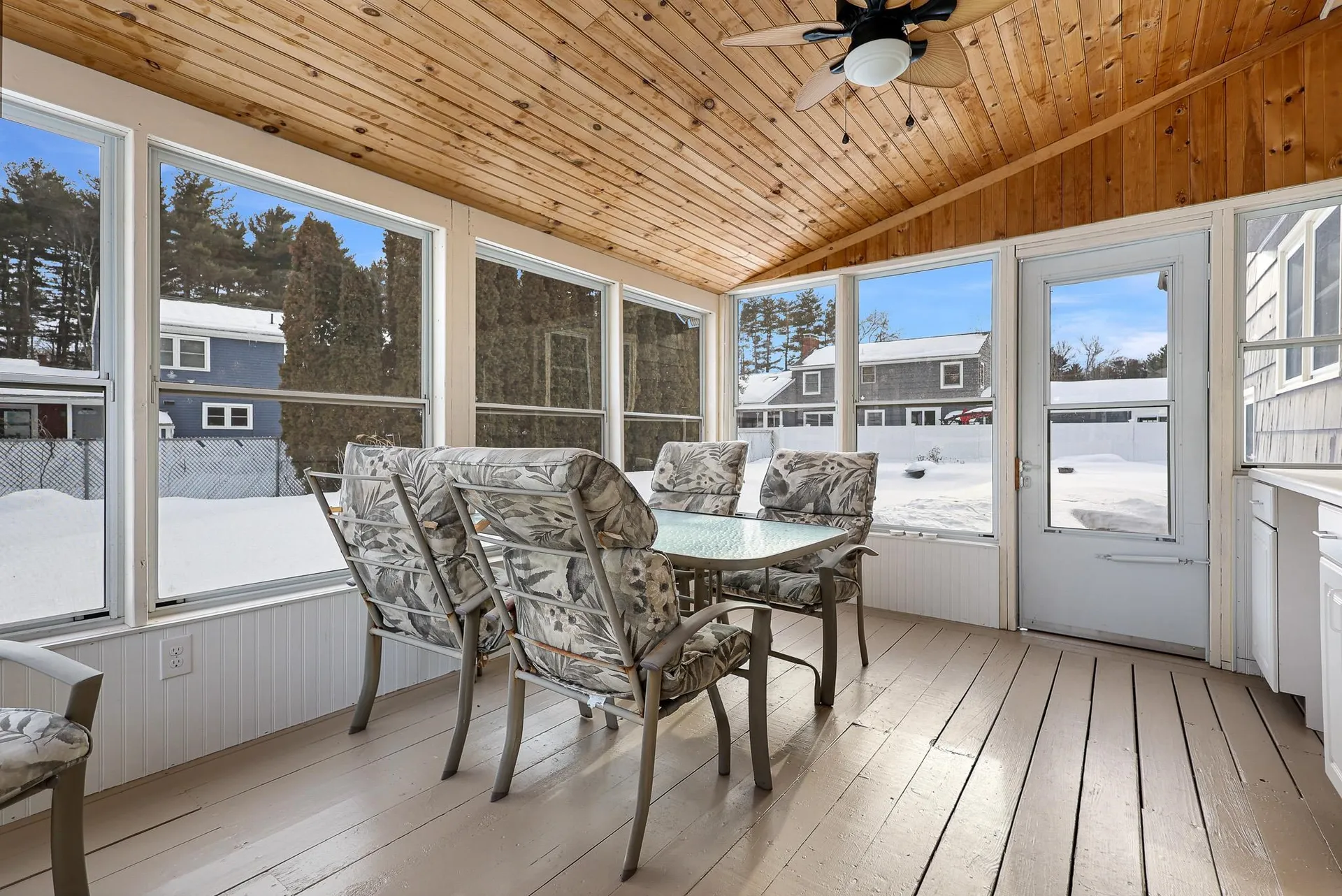 8 Cole Street Salem NH 03079