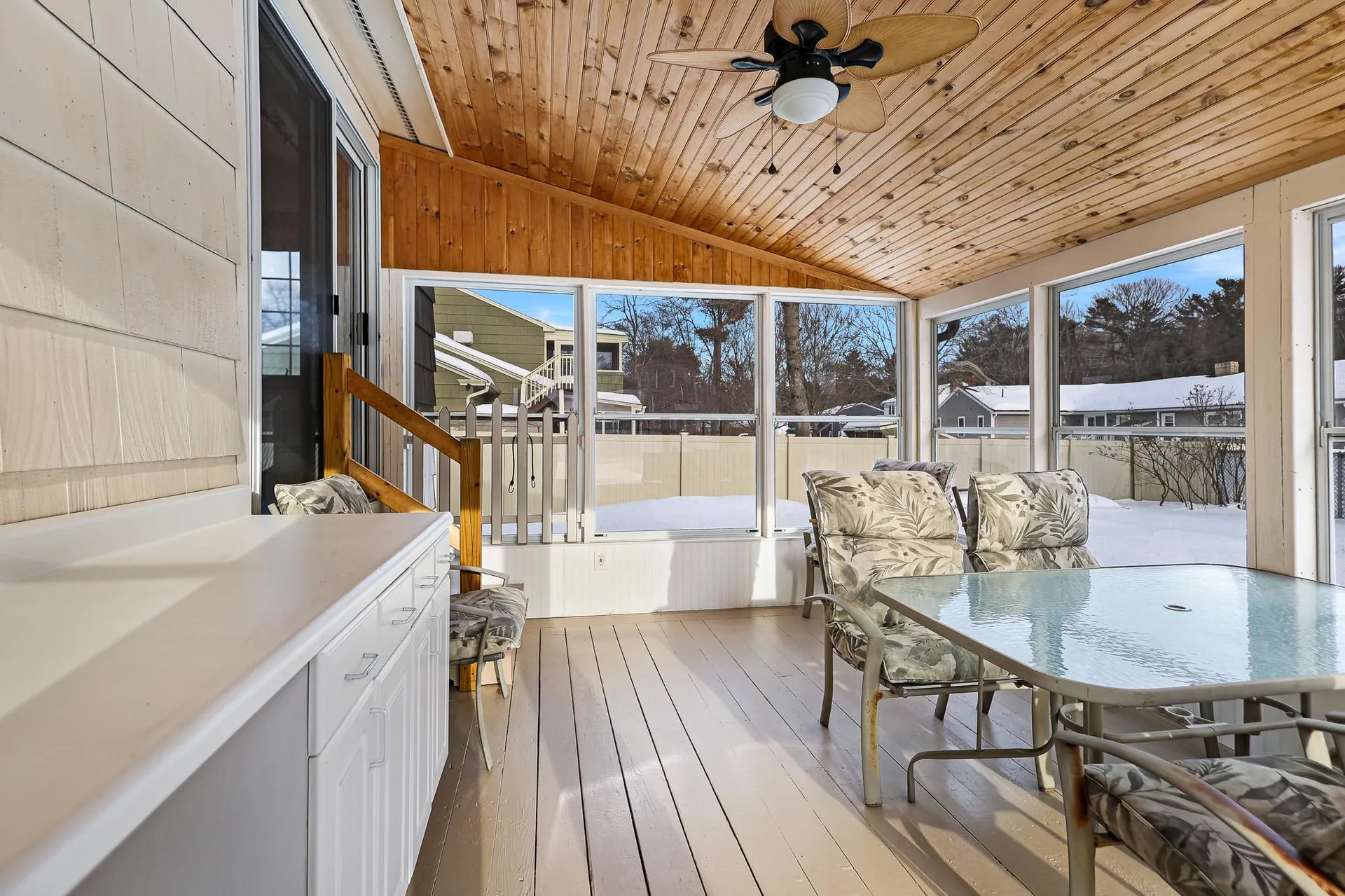 8 Cole Street Salem NH 03079