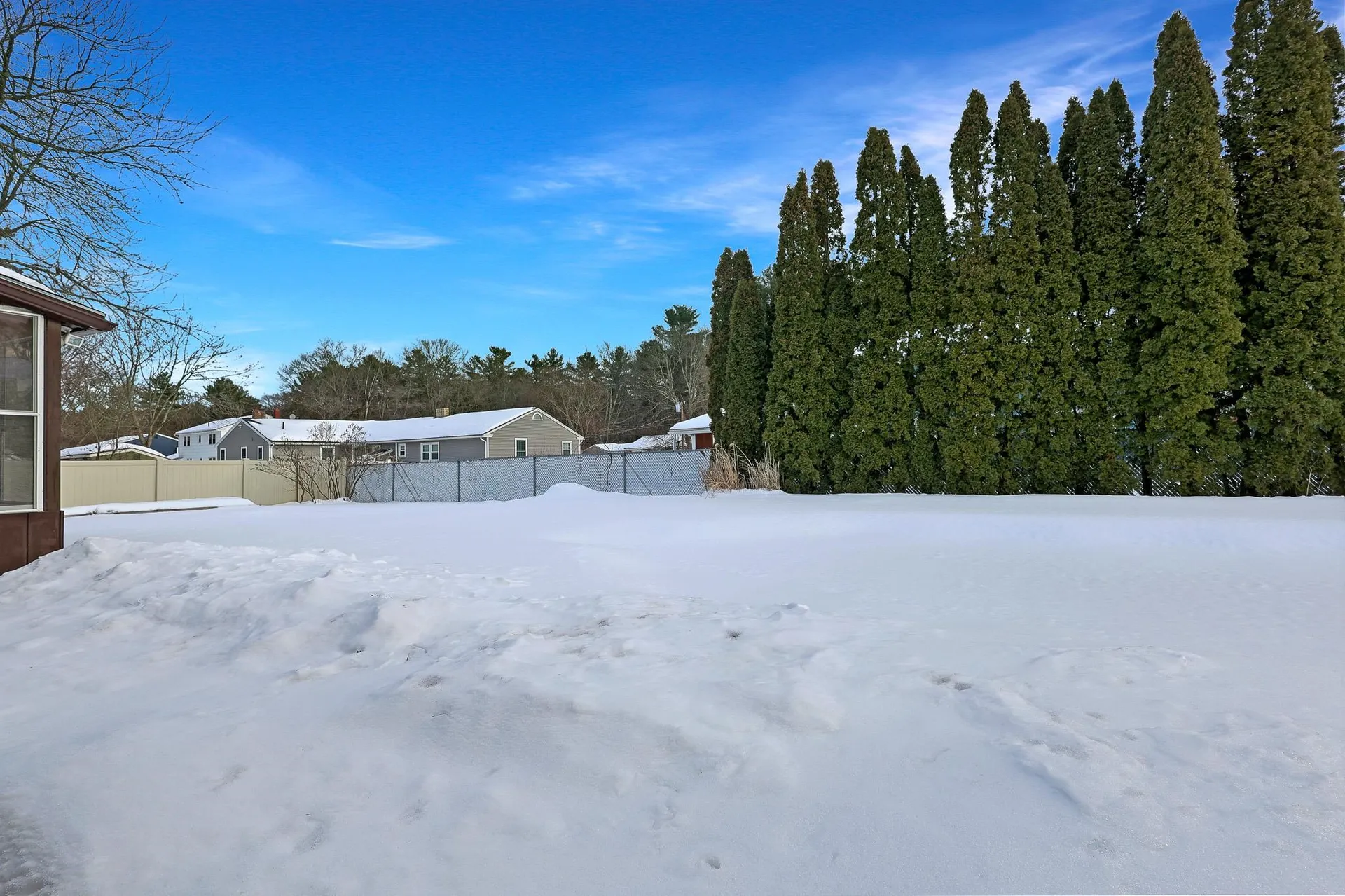 8 Cole Street Salem NH 03079